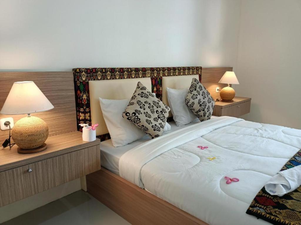 Sapak Bungalow Selong Blanak Exterior foto