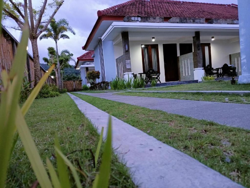 Sapak Bungalow Selong Blanak Exterior foto